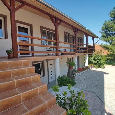Villa Nora Hévíz Exteriör bild